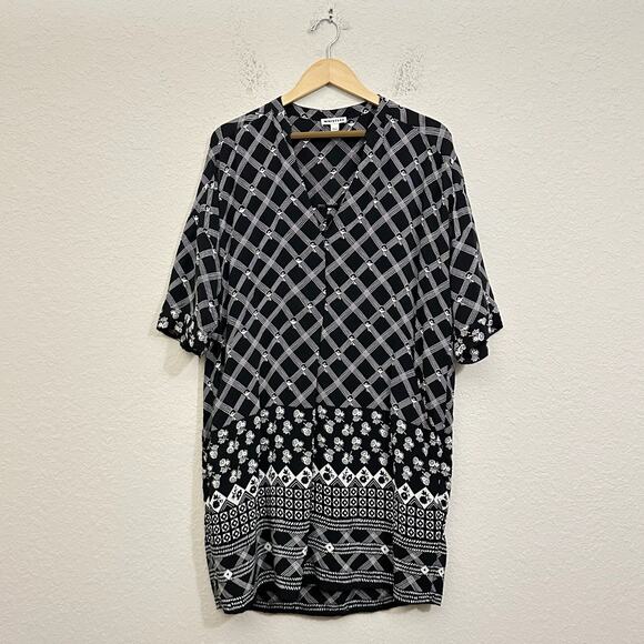 WHISTLES Crosshatch Print Luna Dress Black White Shift Mini V-Neck - Picture 1 of 10